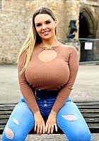 Cristina Fox